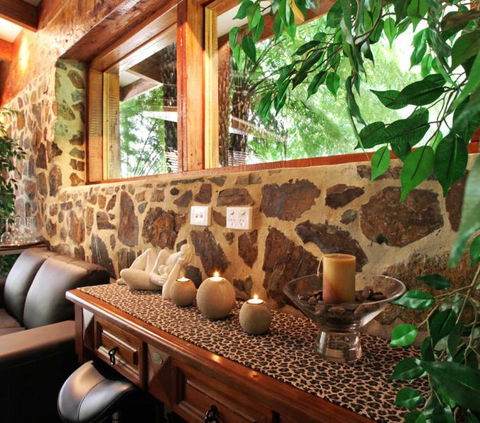 Piaf Day Spa - Find Attractions 2