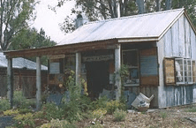 The Slab Hut Samford Art & Craft - Find Attractions 1