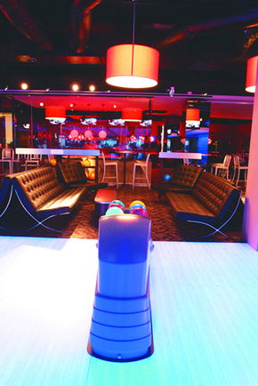 Strike Bowling Bar - EQ - Find Attractions 3