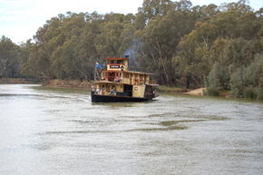 Emmylou Paddle Steamer - Find Attractions 1