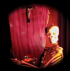 Frightnight Comedy Theatre Restaurant - Find Attractions 3