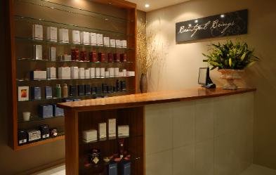 Beautiful Beings - Find Attractions 2