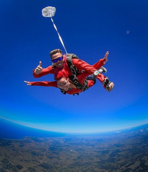 Skydive Byron Bay - Find Attractions 1