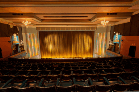 The Astor Theatre - Find Attractions 4