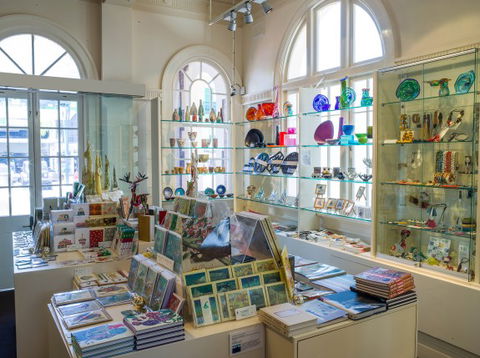 Cairns Regional Gallery - Find Attractions 3