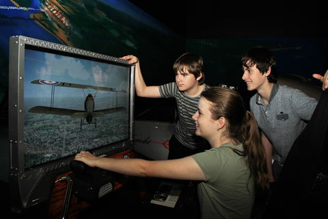 Hinkler Hall Of Aviation - Find Attractions 1