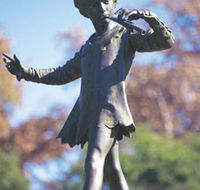 Queens Gardens - Find Attractions