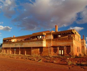 Big Bell Ghost Town - Find Attractions 0