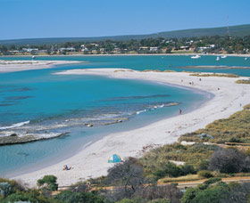 Chinaman's Beach - Find Attractions 0