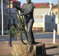 Miners Monument - Find Attractions