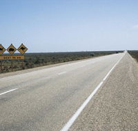 Eyre Highway - Find Attractions