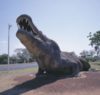 Crocodile Statue - Find Attractions