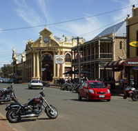 York Town Hall - Find Attractions