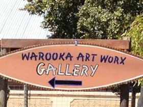  Find Attractions