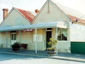 The Bakehouse Arts and Crafts Edithburgh