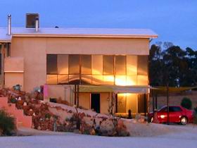 Mt Surmon Wines - Scarlattis Gallery - Find Attractions 0