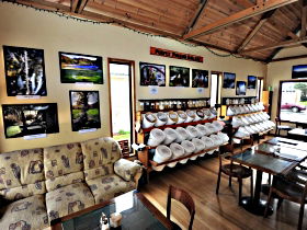 Purple Possum Wholefoods And Cafe - Find Attractions 0
