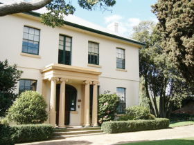 Franklin House - Find Attractions 0