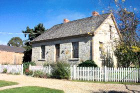 Rosny Historic Centre - Find Attractions 0