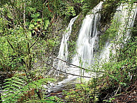Hogarth Falls Strahan