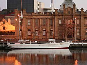 May Queen - Find Attractions 0