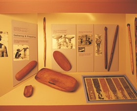 Museum Of Central Australia - Find Attractions 0