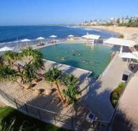Kings Beach - Beachfront Salt Water Pool - Find Attractions