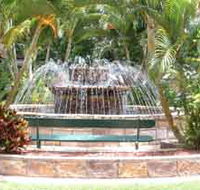 Bauer and Wiles Memorial Fountain - Find Attractions