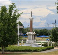 Booval War Memorial - Find Attractions