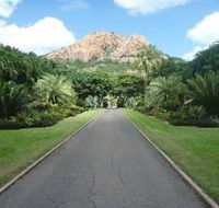 Queens Gardens - Find Attractions