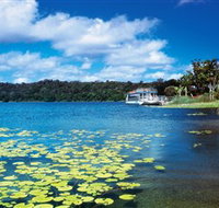 Lake Barrine Crater Lakes National Park - Find Attractions