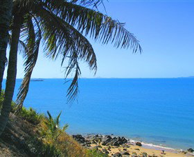 Eimeo Beach - Find Attractions 0