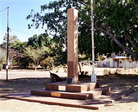 Mount Isa Memorial Cenotaph - Find Attractions 0
