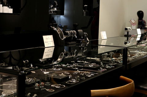 The Maharani Collection - Find Attractions 1