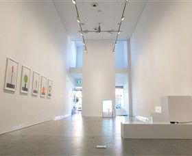 Ten Cubed  - Find Attractions 0