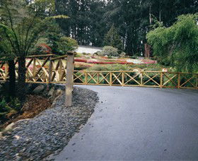 National Rhododendron Gardens - Find Attractions 0