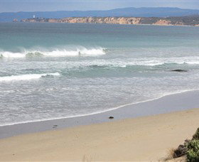 Torquay Beach Club - Find Attractions 0