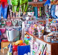 Precious Creatures - Find Attractions