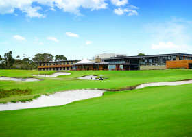 Peninsula Kingswood Country Golf Club - Find Attractions 0