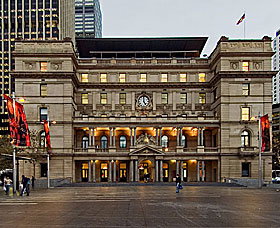 Customs House - Find Attractions 0