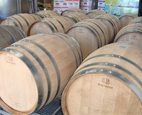 Diamond Creek Estate Cellar Door - Find Attractions 1
