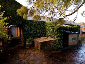 Henschke Cellars - Find Attractions 2