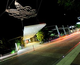 Gladstone City Library - Find Attractions 0