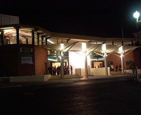 Bathurst Memorial Entertainment Centre - Find Attractions 0