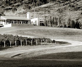 Logan Wines - Find Attractions 2