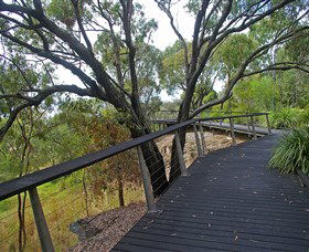 Canoe Point Beach And Parklands - Find Attractions 0