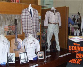 Australian Country Music Hall Of Fame - Find Attractions 3