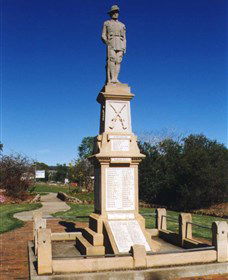 Greenmount War Memorial - Find Attractions 1