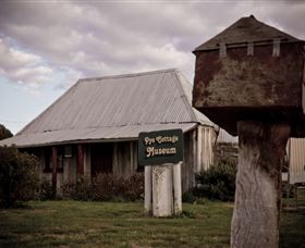 Pye Cottage - Find Attractions 1