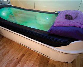 Club MMM! Day Spa - Find Attractions 1